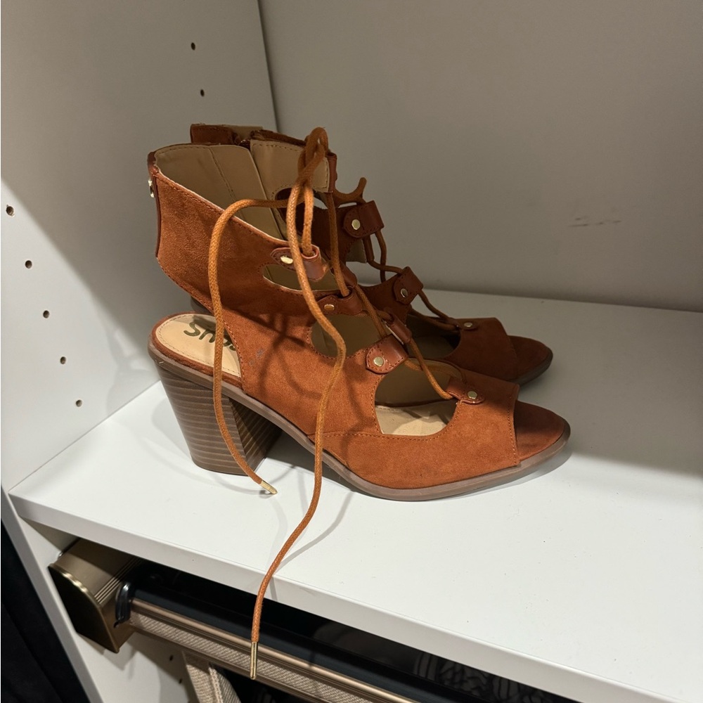 Lace up low heel sandals